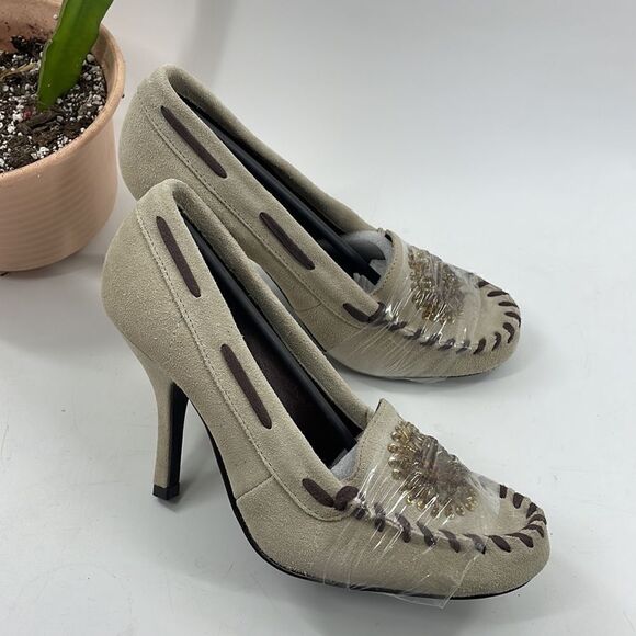 Chinese Laundry Beige and Brown Heels - Picture 3 of 8